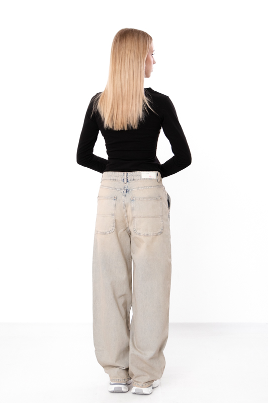 Джинси жіночі